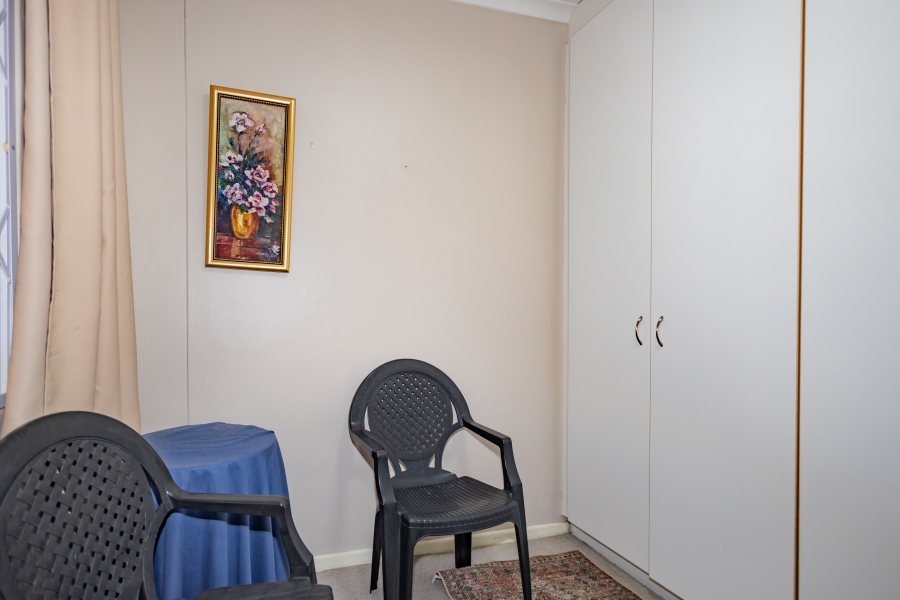 2 Bedroom Property for Sale in Welgelegen Western Cape